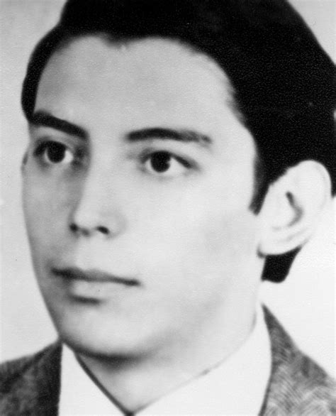 Alfredo Manrique .